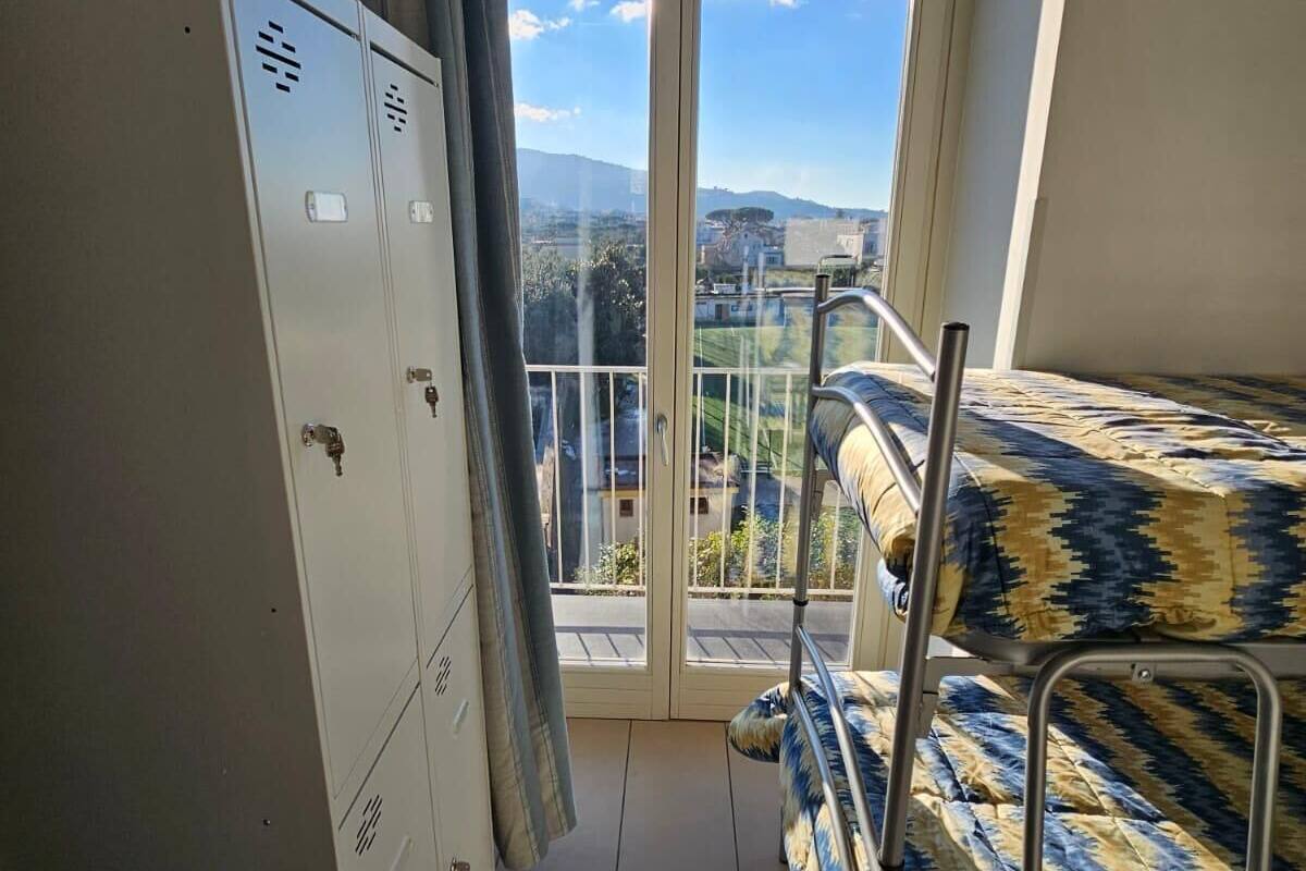 1 bed in mix dorm room ensuite 4 beds | Bathroom | Shower, hair dryer (on request), bidet, towels
