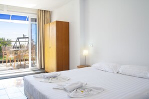 WiFi, bed sheets - Aparthotel Maracaibo (Mogan)
