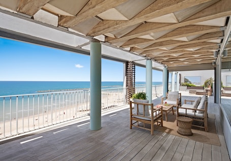 Panoramic Penthouse | Balcony view