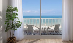 Deluxe Apartment, 2 Bedrooms, Balcony, Sea View | Balcony - Sea Executive Suites (Tel Aviv)
