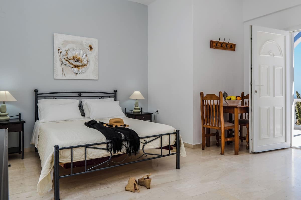 Soundproofing, rollaway beds (surcharge), WiFi (free), bed sheets