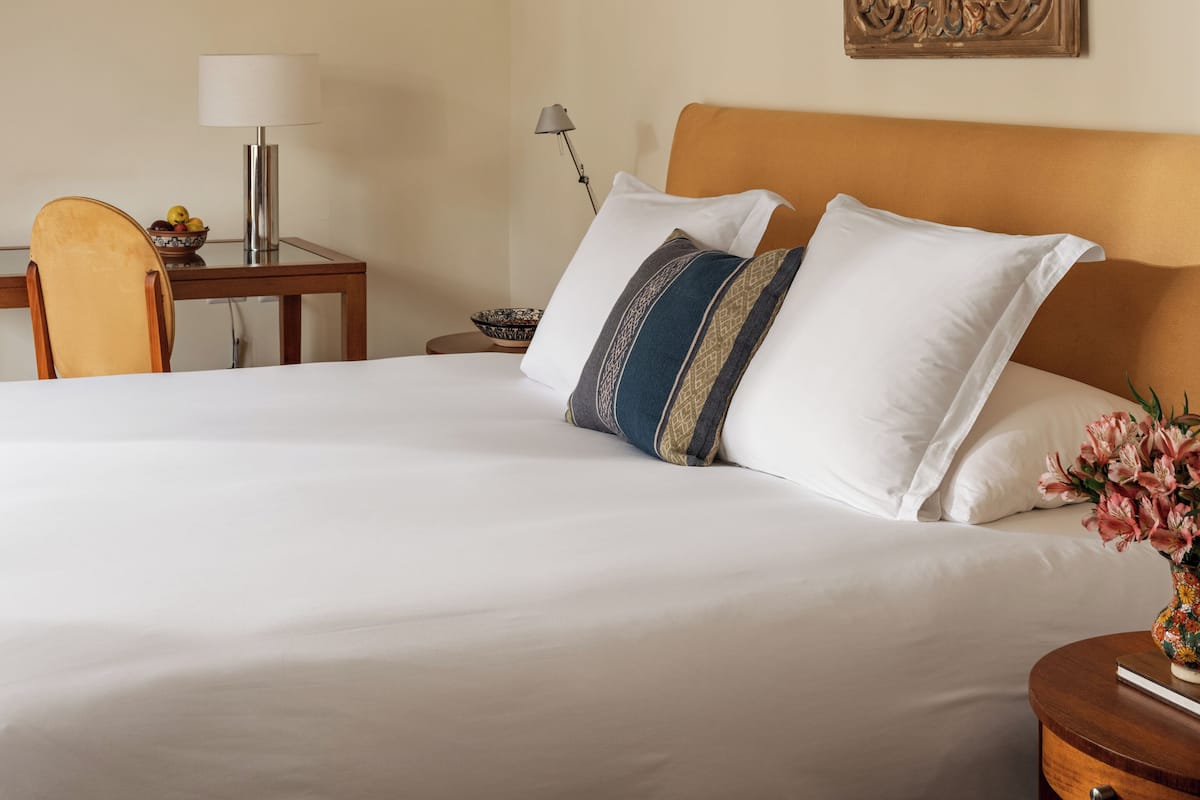 Deluxe Room, 1 King Bed, Terrace