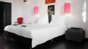 Chambre Double Luxe | 1 chambre, coffres-forts dans les chambres, ameublement personnalisé