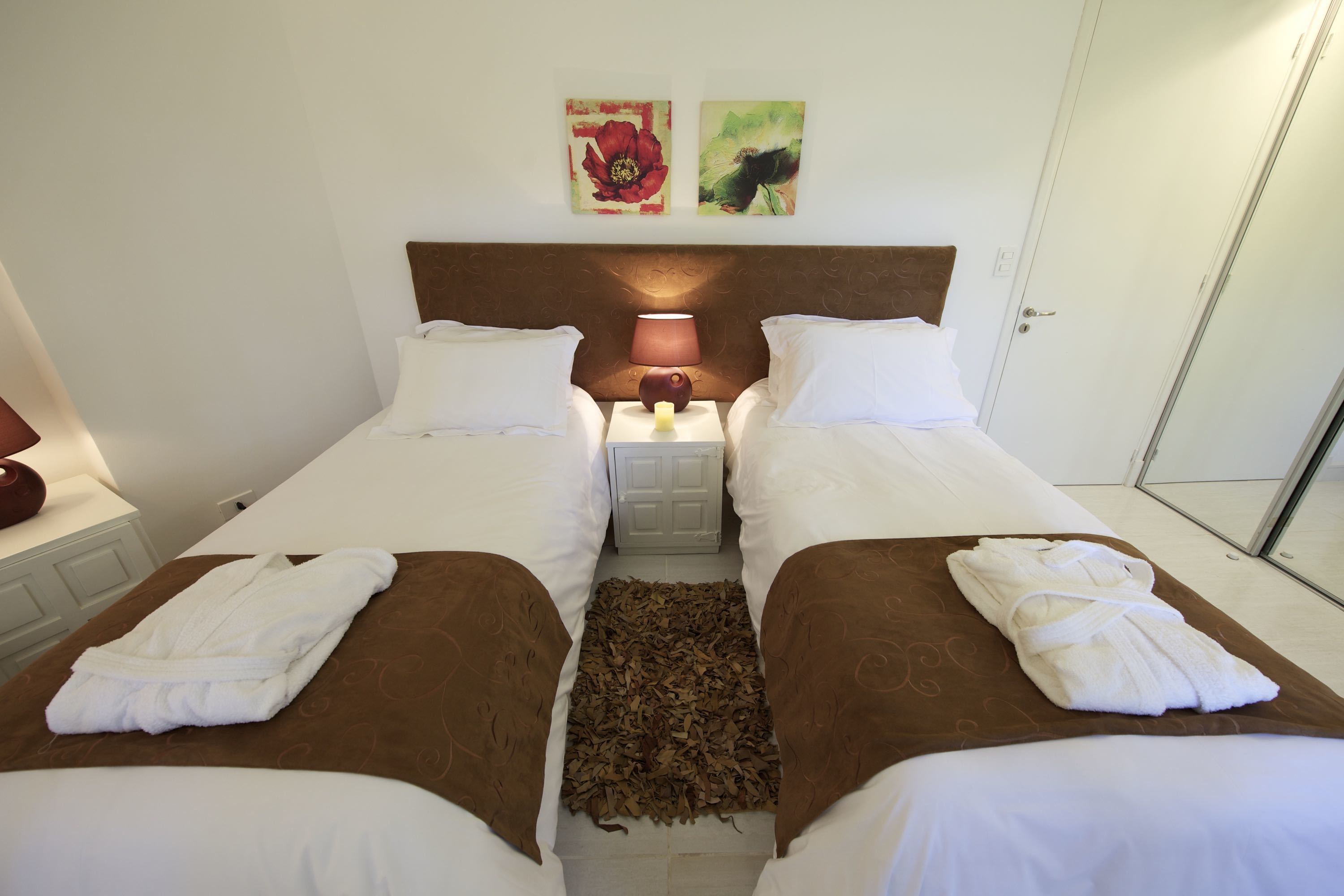 comfort double or twin room | living area | lcd tv