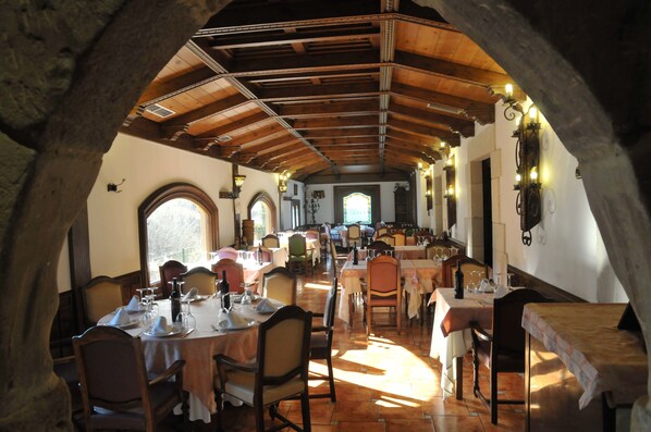 Restaurant - Hotel Milagros Rio Riaza (Pardilla)