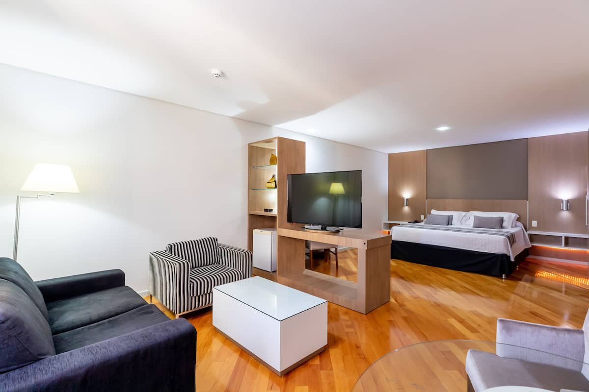 senior studio suite | minibar, in-room safe, desk, blackout curtains