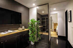 Family Room | Down comforters, Select Comfort beds, free minibar items, in-room safe