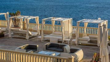 Sundeck