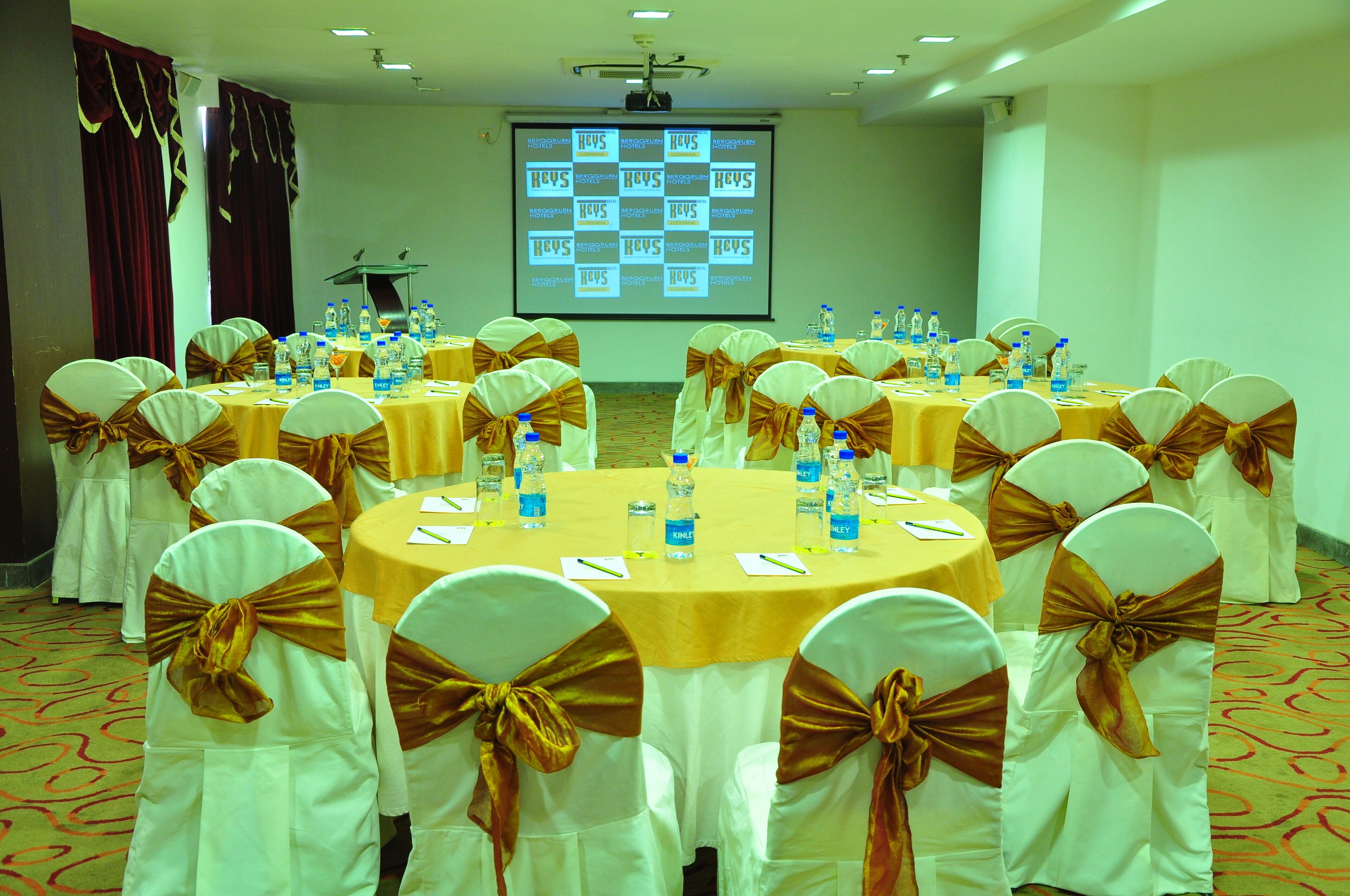 Banquet hall