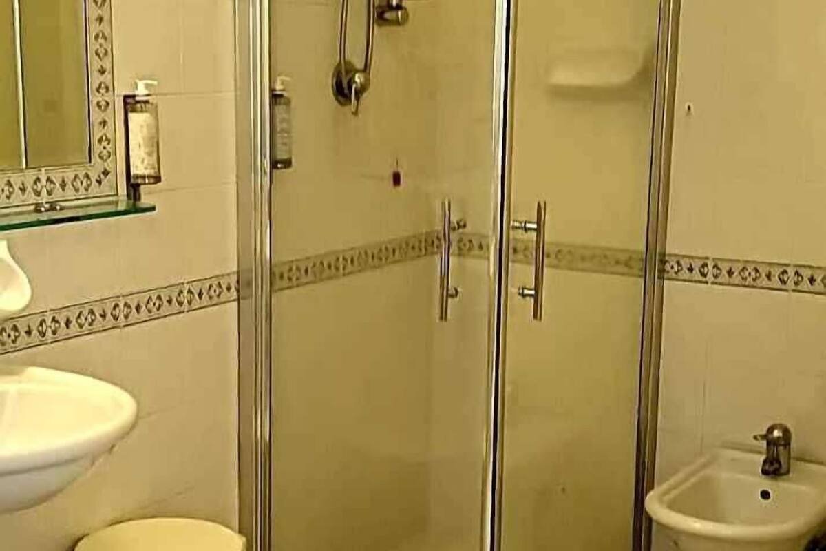 superior room, 1 double bed, valley view | bathroom | rainfall showerhead, free toiletries, hair dryer, bidet