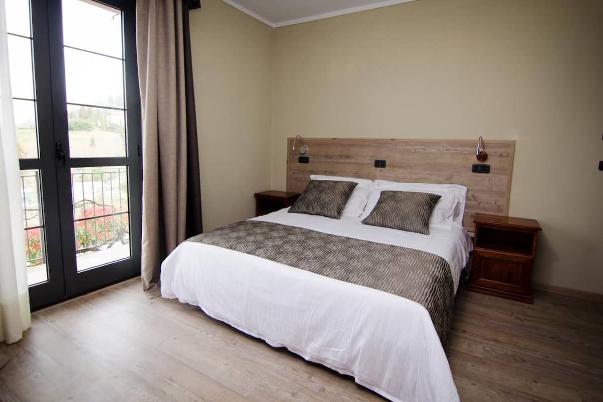 superior room, 1 double bed, valley view | 1 bedroom, down duvets, minibar, in-room safe