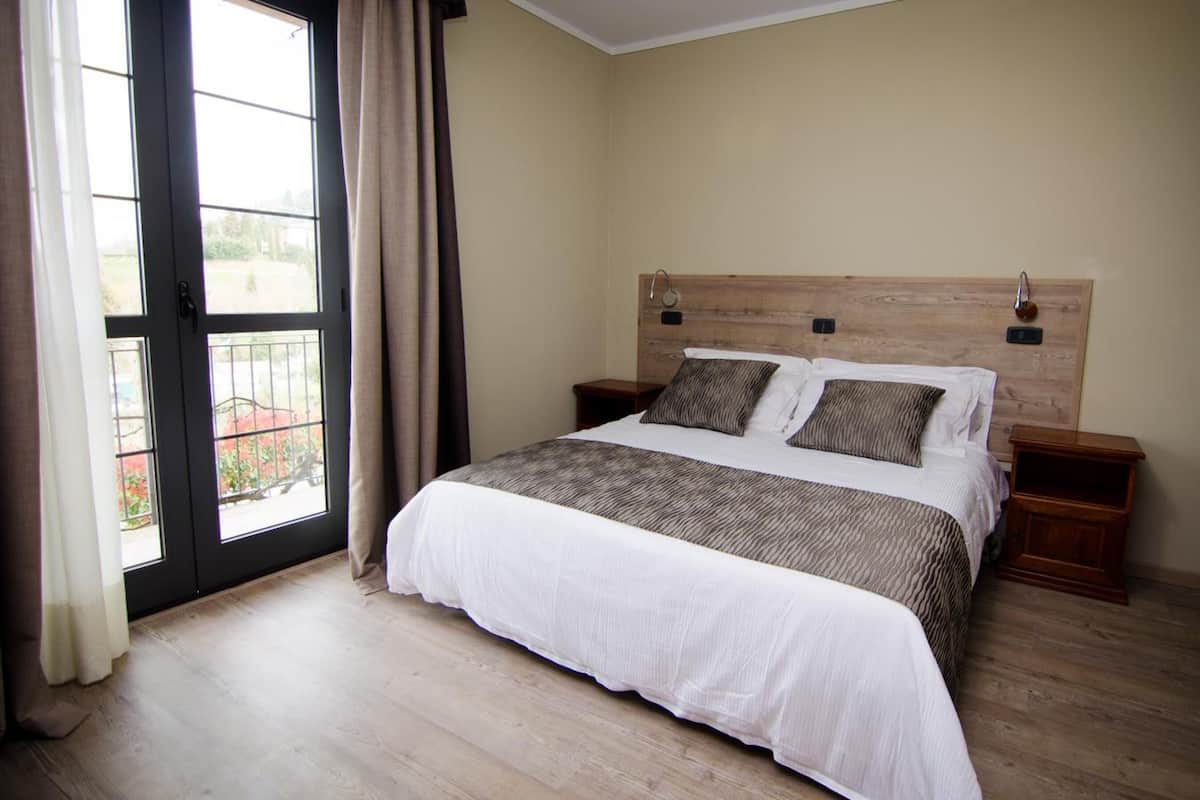 Superior Room, 1 Double Bed, Valley View