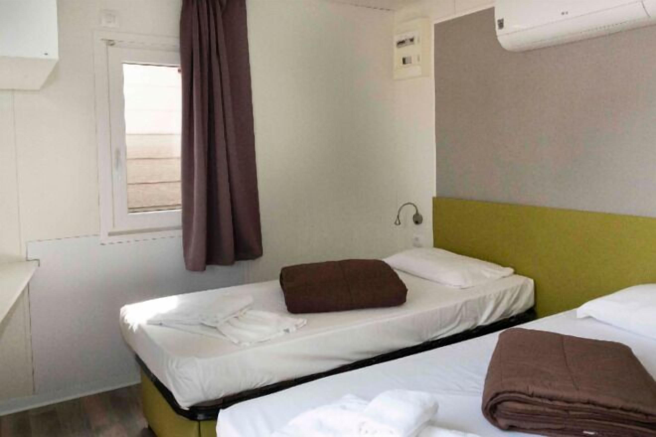 Blackout curtains, cots/infant beds, free WiFi, bed sheets