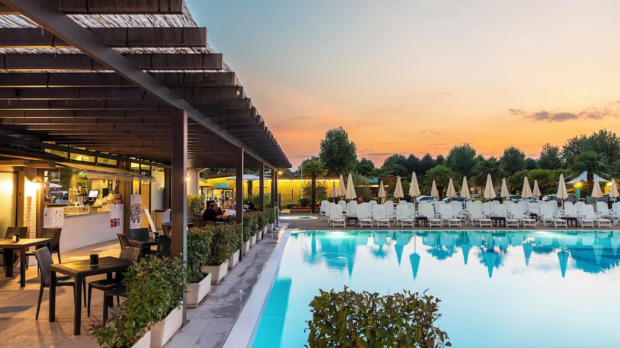 Hu Venezia Camping in Town