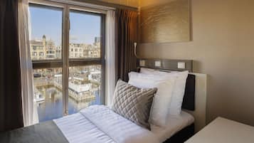 Single Room, 1 Single Bed, Canal View | In-room safe, individually decorated, individually furnished, desk