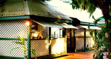 Pinctada McAlpine House