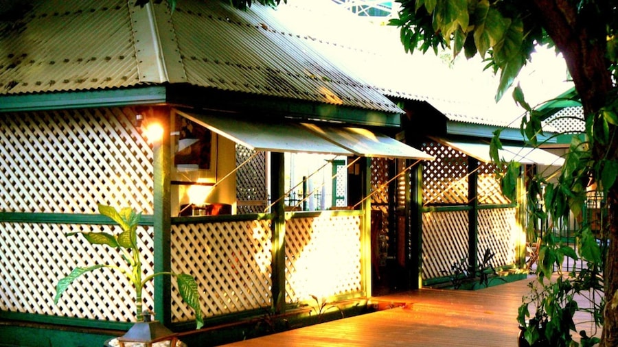 Pinctada McAlpine House