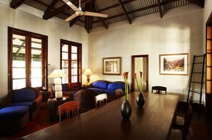 Interior - Pinctada McAlpine House (Broome)
