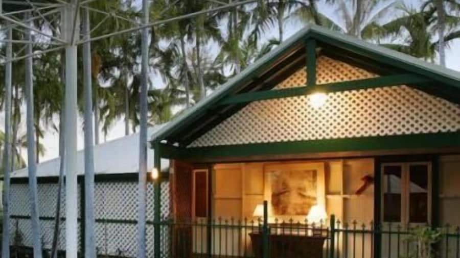 Pinctada McAlpine House