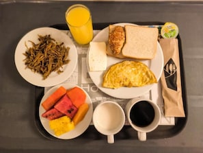 Desayuno completo incluido todos los días