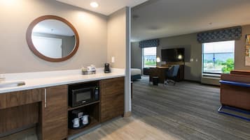 Room, 1 King Bed, Accessible, Non Smoking | Private kitchen | Fridge, coffee/tea maker