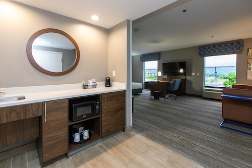 Hampton Inn & Suites Wilder