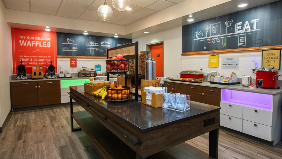 Hampton Inn & Suites Wilder