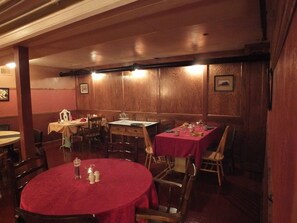 Lunch served - Historic Hotel Greybull (Greybull)