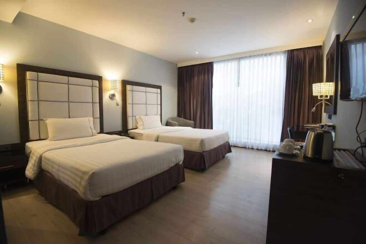 Minibar, cassaforte in camera, con stile personalizzato