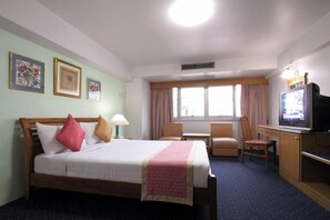 Minibar, Zimmersafe, kostenloses WLAN