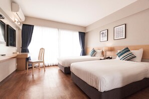 Minibar, in-room safe, free WiFi - Samran Place (Bangkok)