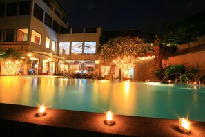 Outdoor pool - Siam Society Hotel & Resort (Bangkok)