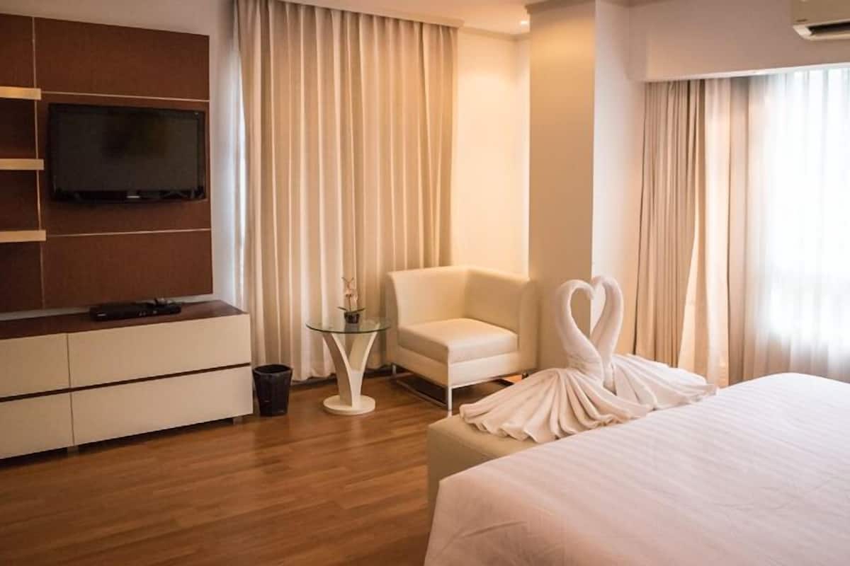 Minibar, in-room safe, soundproofing, iron/ironing board (on request)