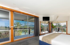 Penthouse | Egyptian cotton sheets, individually decorated, individually furnished - South Pacific Resort Hotel (Norfolk Island)