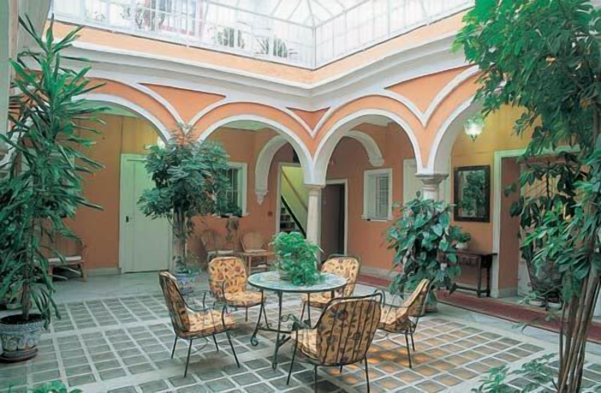 Foto - Hostal Sierpes