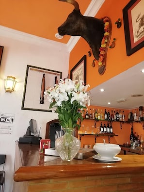 Bar (on property) - Hostal Sierpes (Seville)