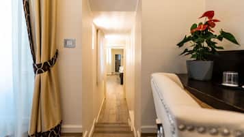 Deluxe Double Room | Minibar, in-room safe, desk, blackout drapes
