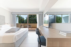 Double Room with Balcony | Sängtillbehör av högsta kvalitet och memory foam-madrasser