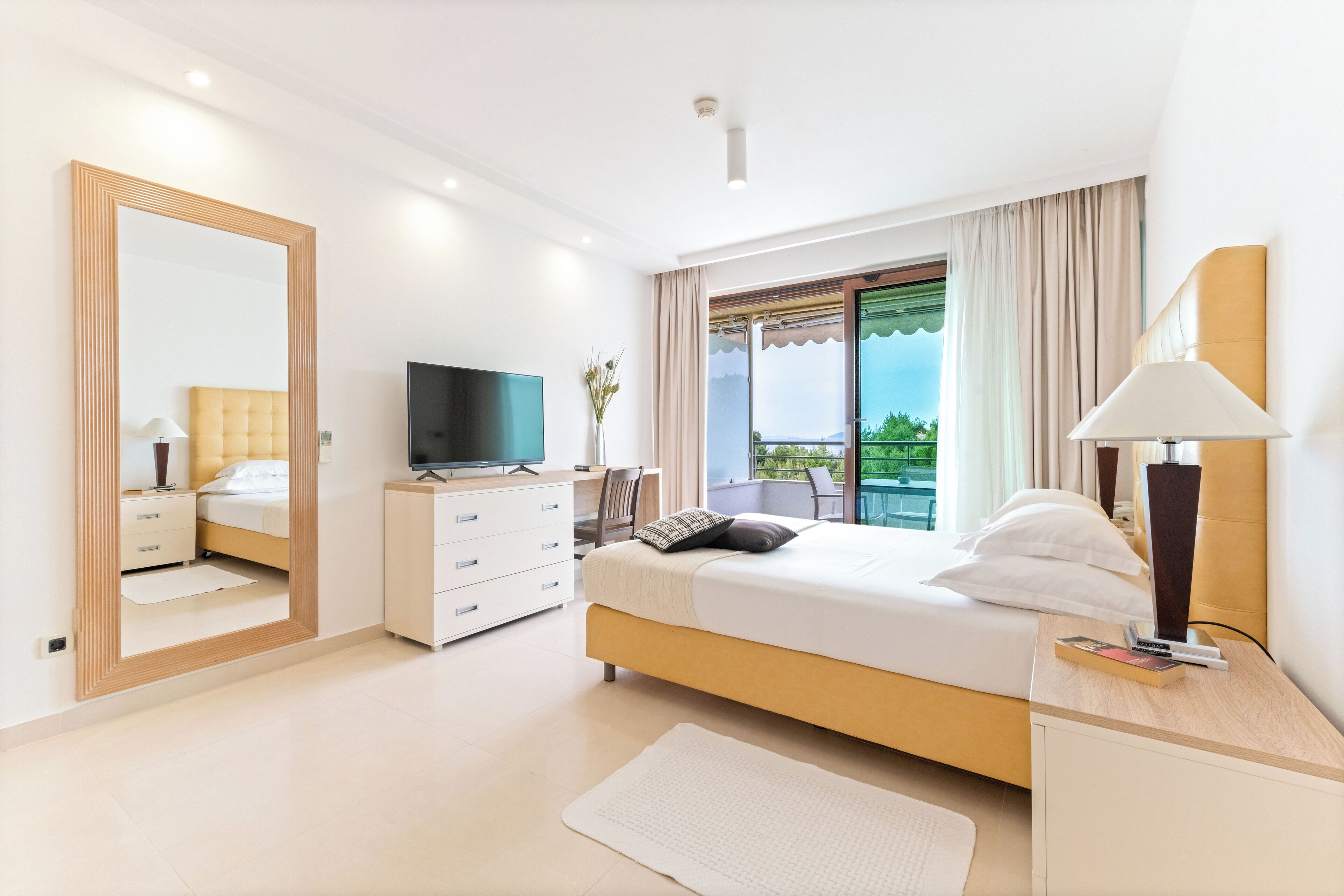 superior studio suite, balcony, sea view | 2 bedrooms, premium bedding, memory-foam beds, in-room safe