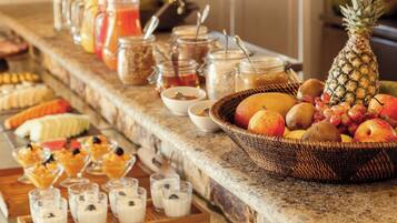 Tägliches inbegriffenes Frühstücksbuffet