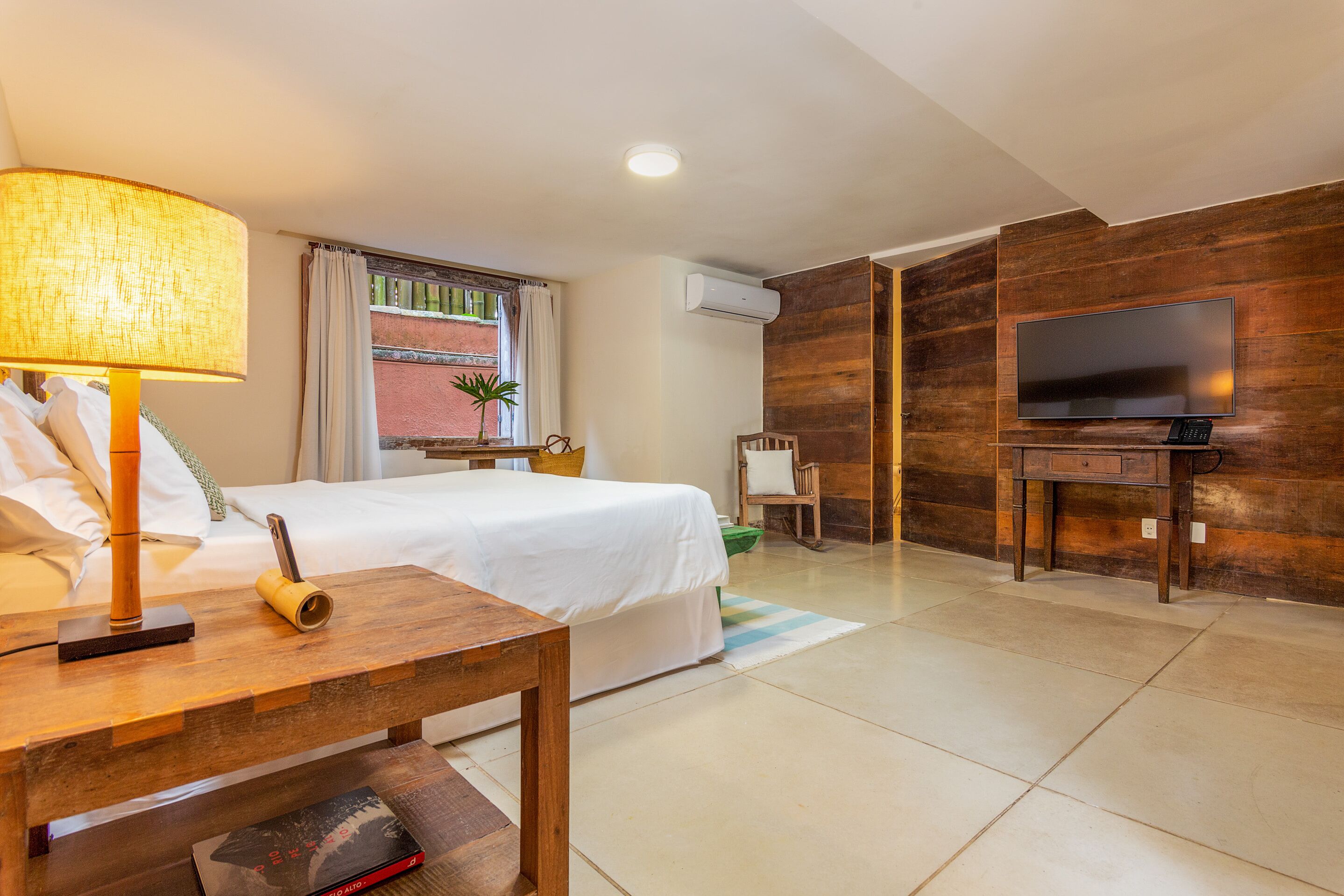 superior room, ground floor | 1 bedroom, minibar, in-room safe, desk