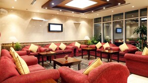 Unclassified image, 2 of 14, button - Avari Hotel Apartments (Dubai)