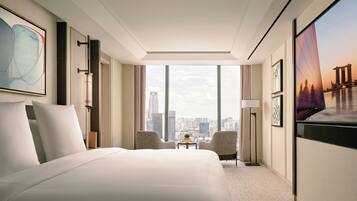 Paiza Family Suite City View | Egyptian cotton sheets, premium bedding, free minibar items
