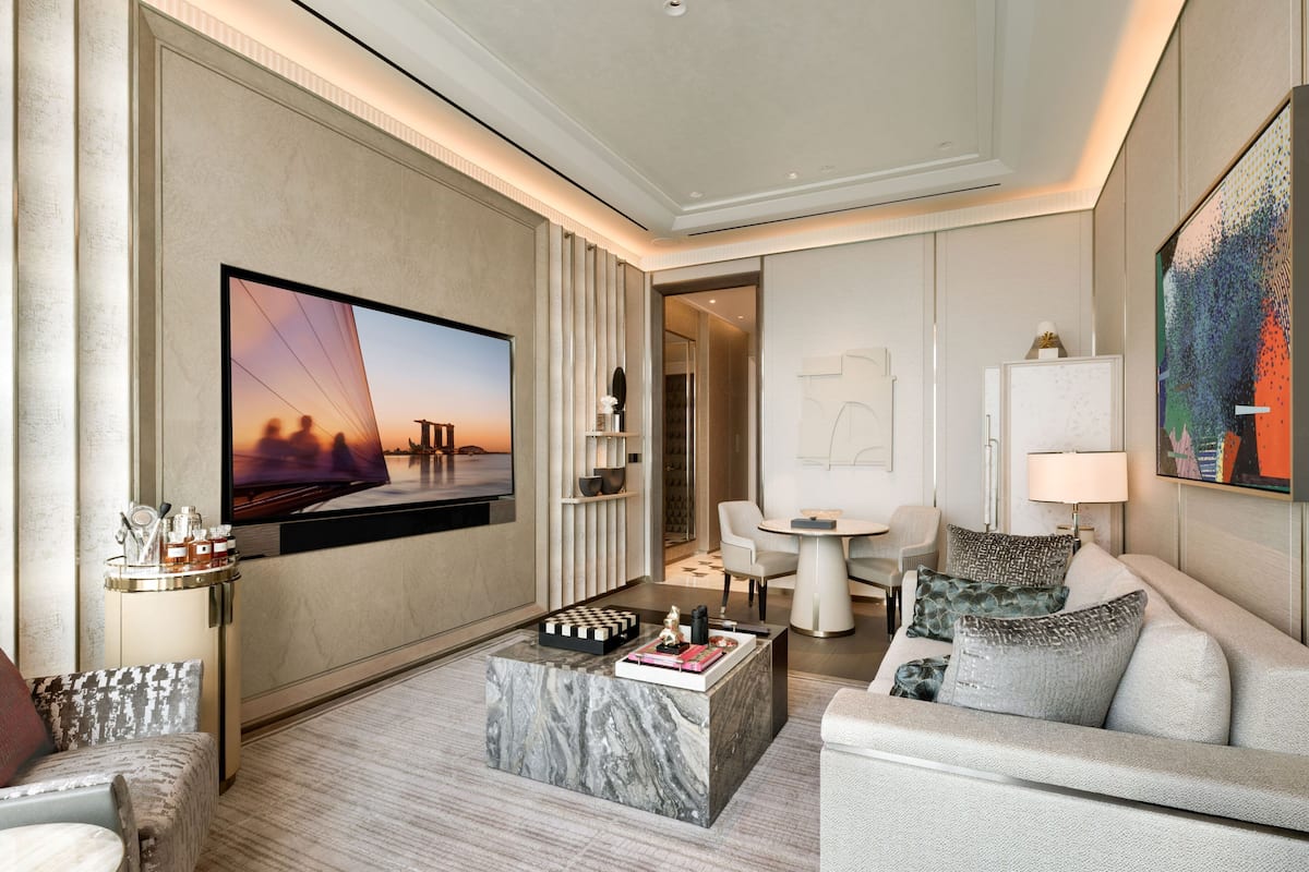 Paiza Bay Suite King Sea View | Living area | 75-inch TV with digital channels