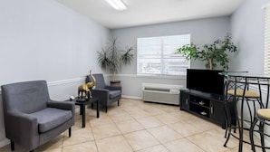 Lobby - Americas Best Value Inn Athens, TN (Athens)