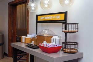 Desayuno buffet incluido los días de semana