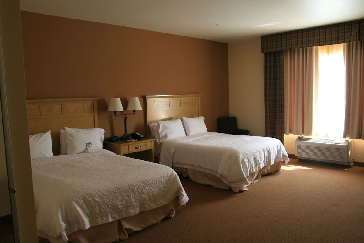 In-room safe, laptop workspace, blackout curtains, iron/ironing board