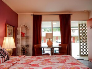 Chambre quadruple Deluxe, salle de bain attenante (Deluxe Double Queen)