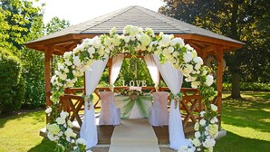 屋外結婚式場