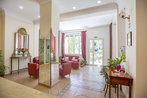 Interior detail - Mediterraneo (Cefalù)